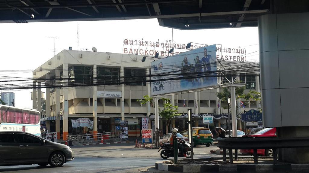 Hotel De Sky Sukhumvit Ekkamai Bangkok Esterno foto